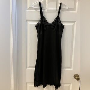 Fortune vintage Black Lace-Trim Slip Dress